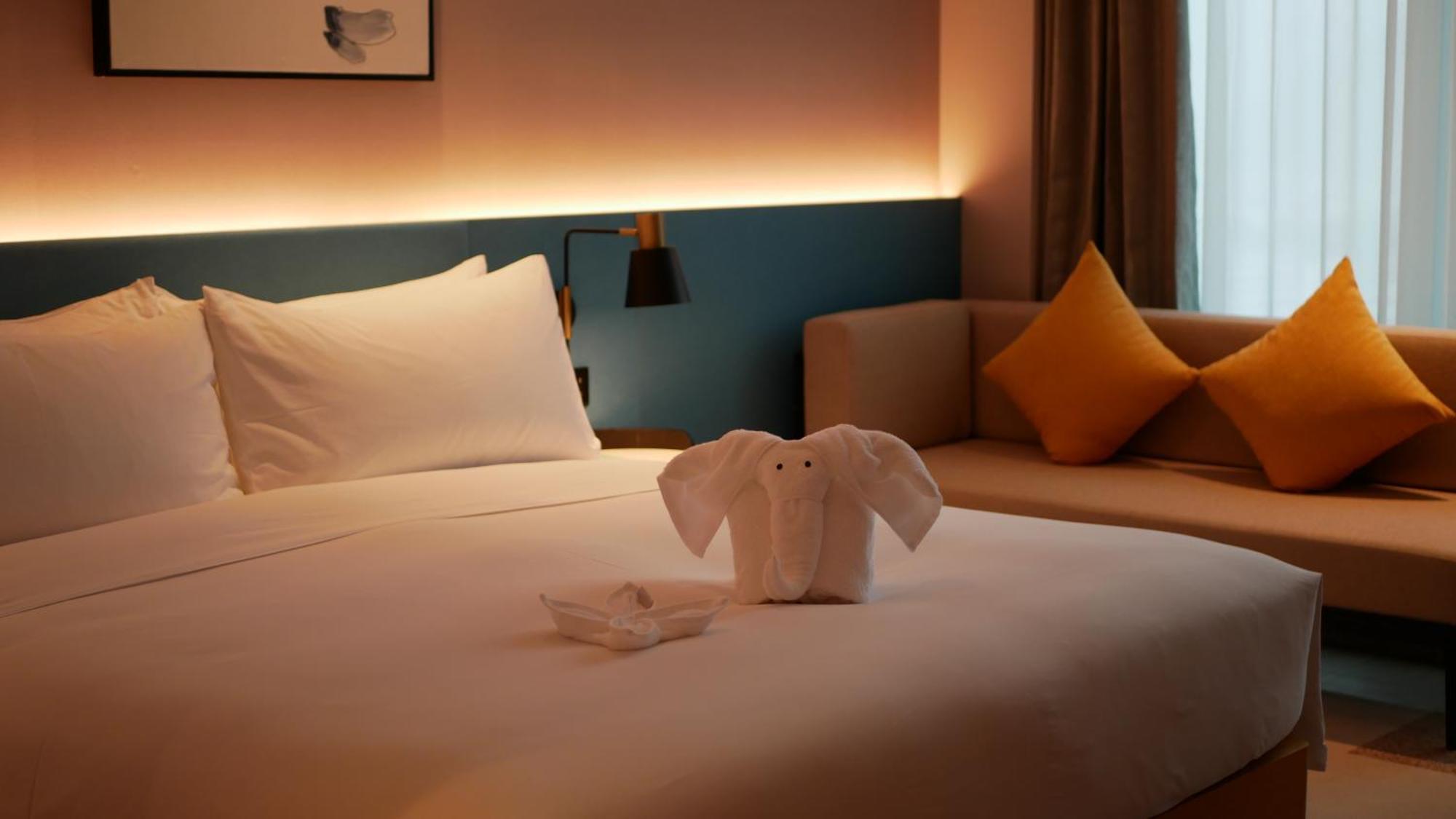 Hilton Garden Inn Shenzhen Airport,Enjoy 24-Hour One Way Free Delivery From Hotel To Shenzhen Baoan Airport On The Hour Buitenkant foto