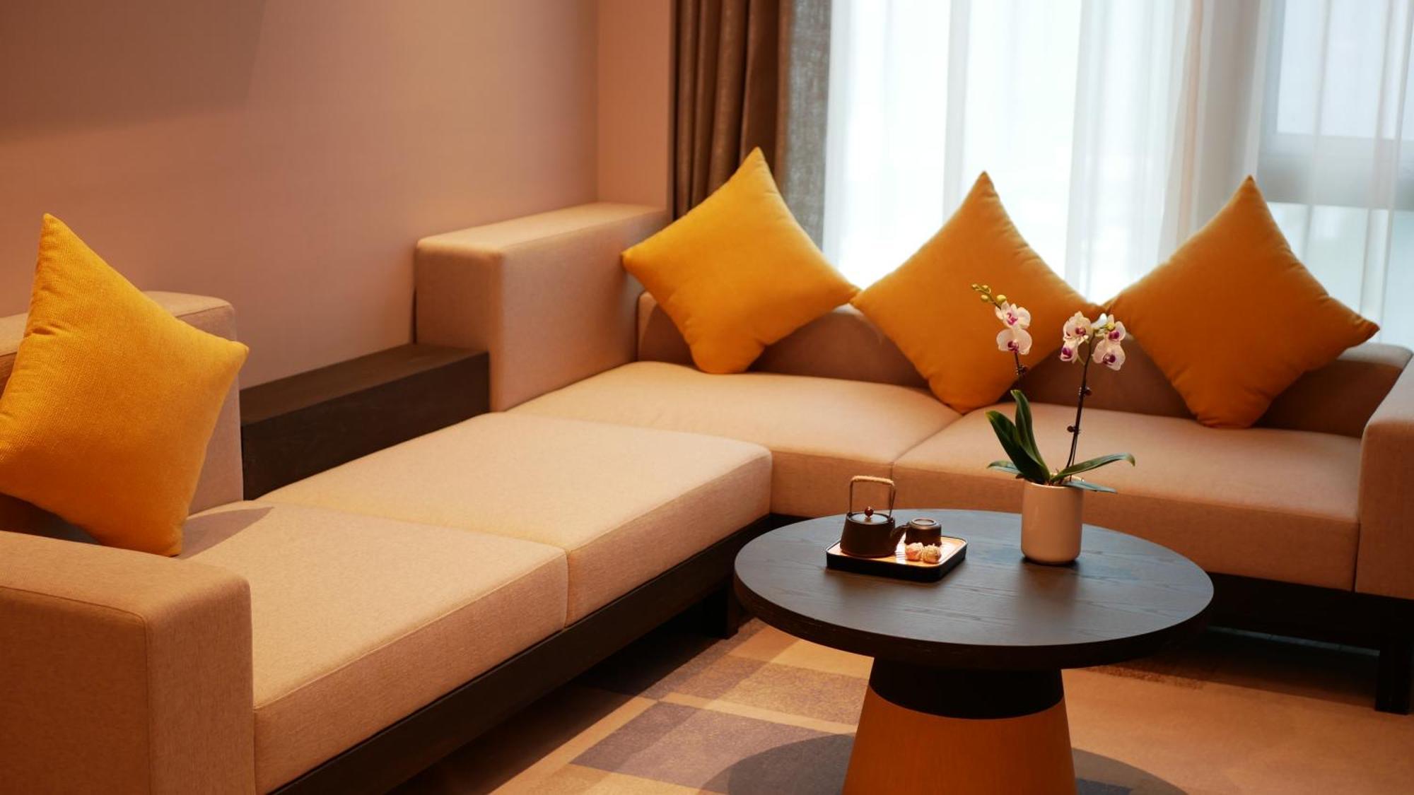 Hilton Garden Inn Shenzhen Airport,Enjoy 24-Hour One Way Free Delivery From Hotel To Shenzhen Baoan Airport On The Hour Buitenkant foto