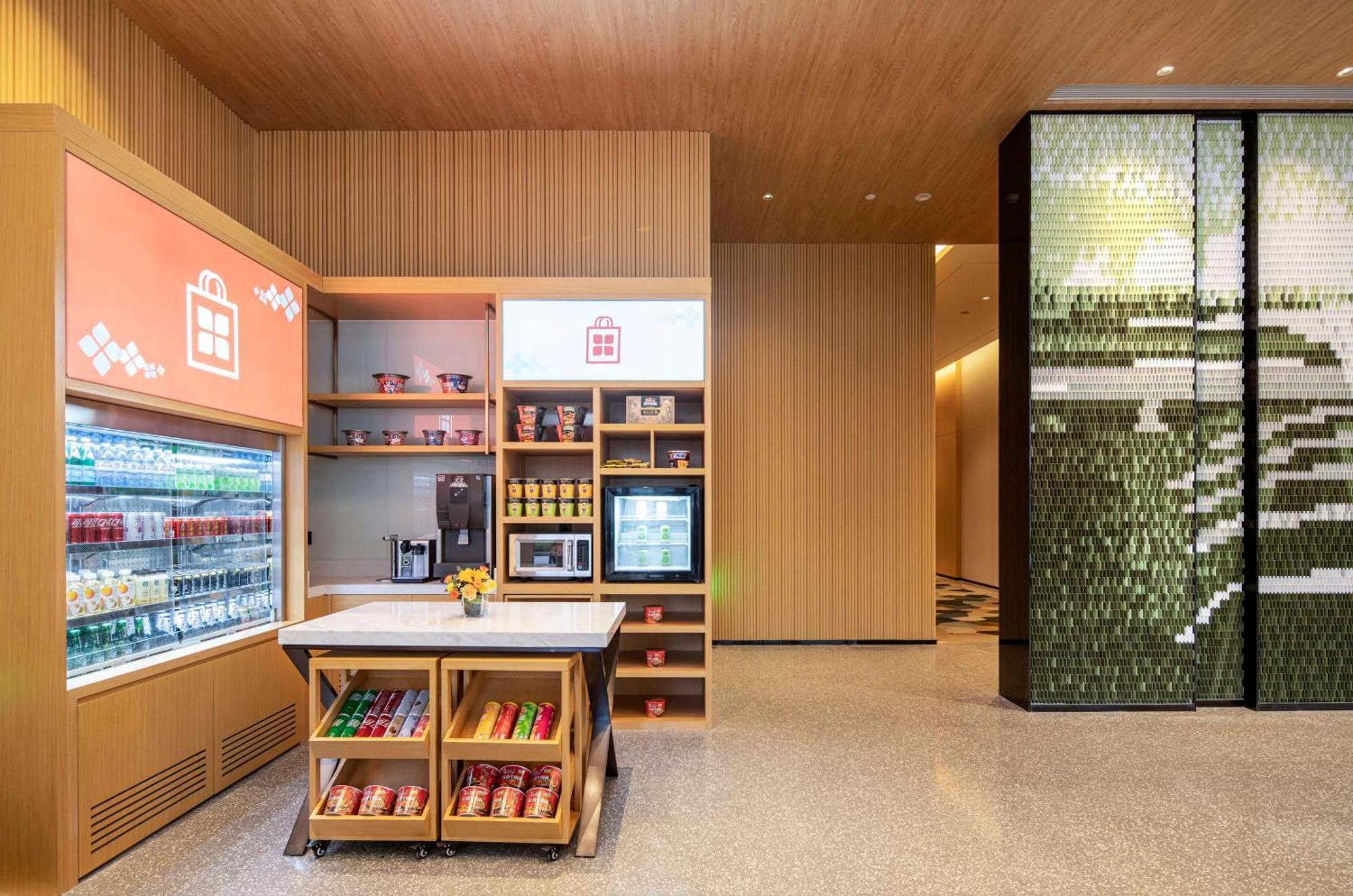 Hilton Garden Inn Shenzhen Airport,Enjoy 24-Hour One Way Free Delivery From Hotel To Shenzhen Baoan Airport On The Hour Buitenkant foto